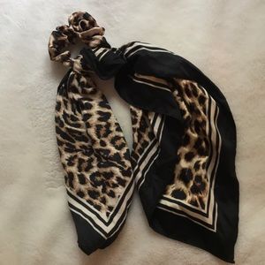 Cheetah hair scrunchie
